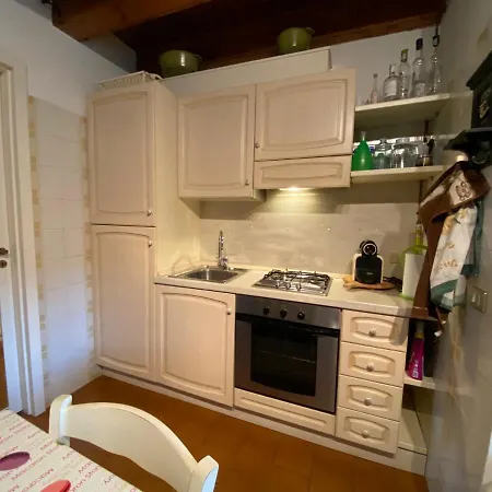 Casa Vista - 24h Check In - Free Wifi - Netflix Appartamento